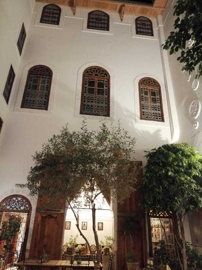 Riad Attarine Fes Luaran gambar