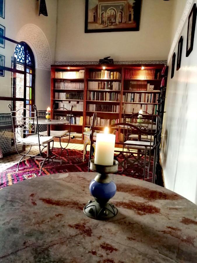 Riad Attarine Fes Luaran gambar