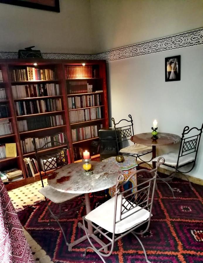 Riad Attarine Fes Luaran gambar