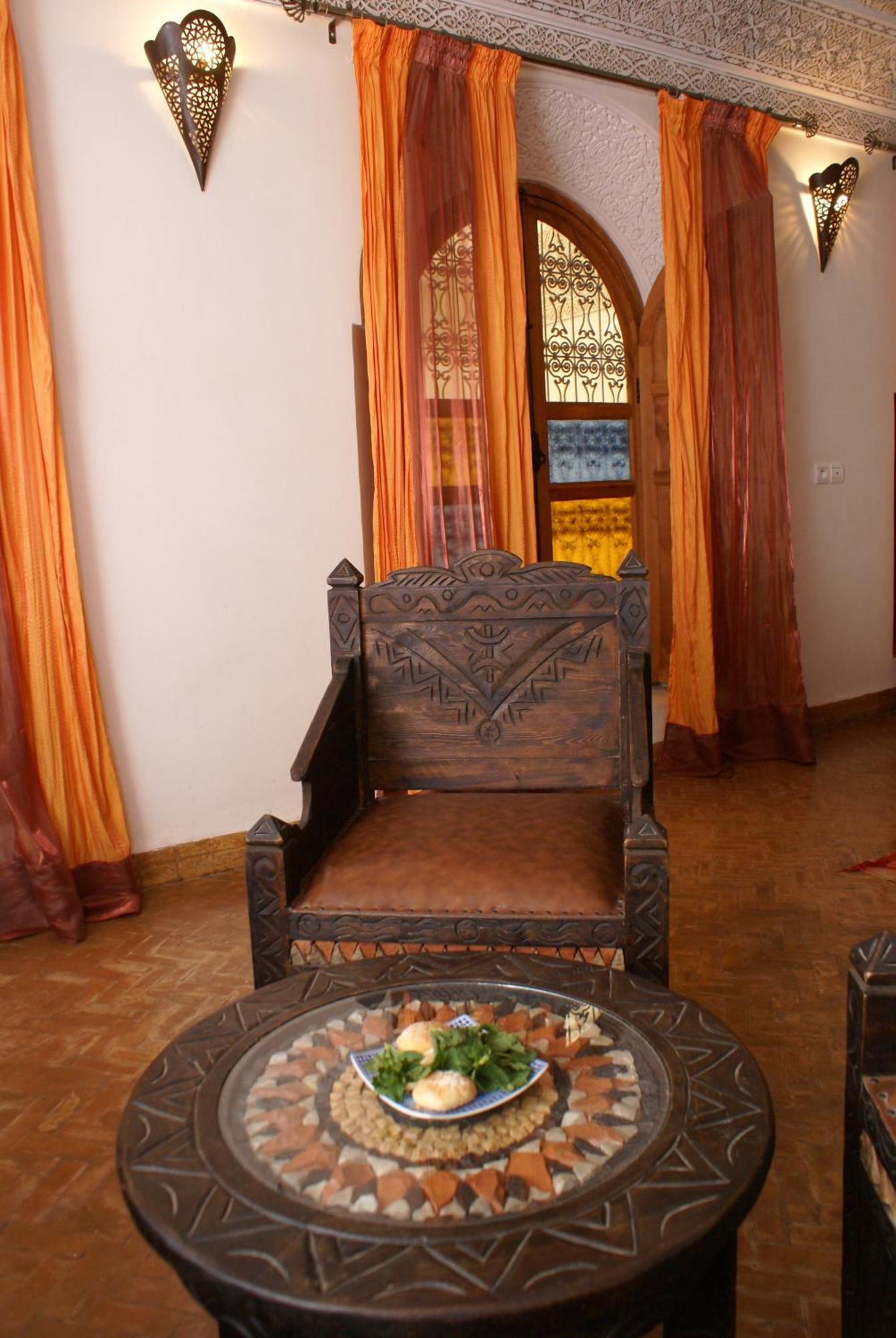 Riad Attarine Fes Luaran gambar