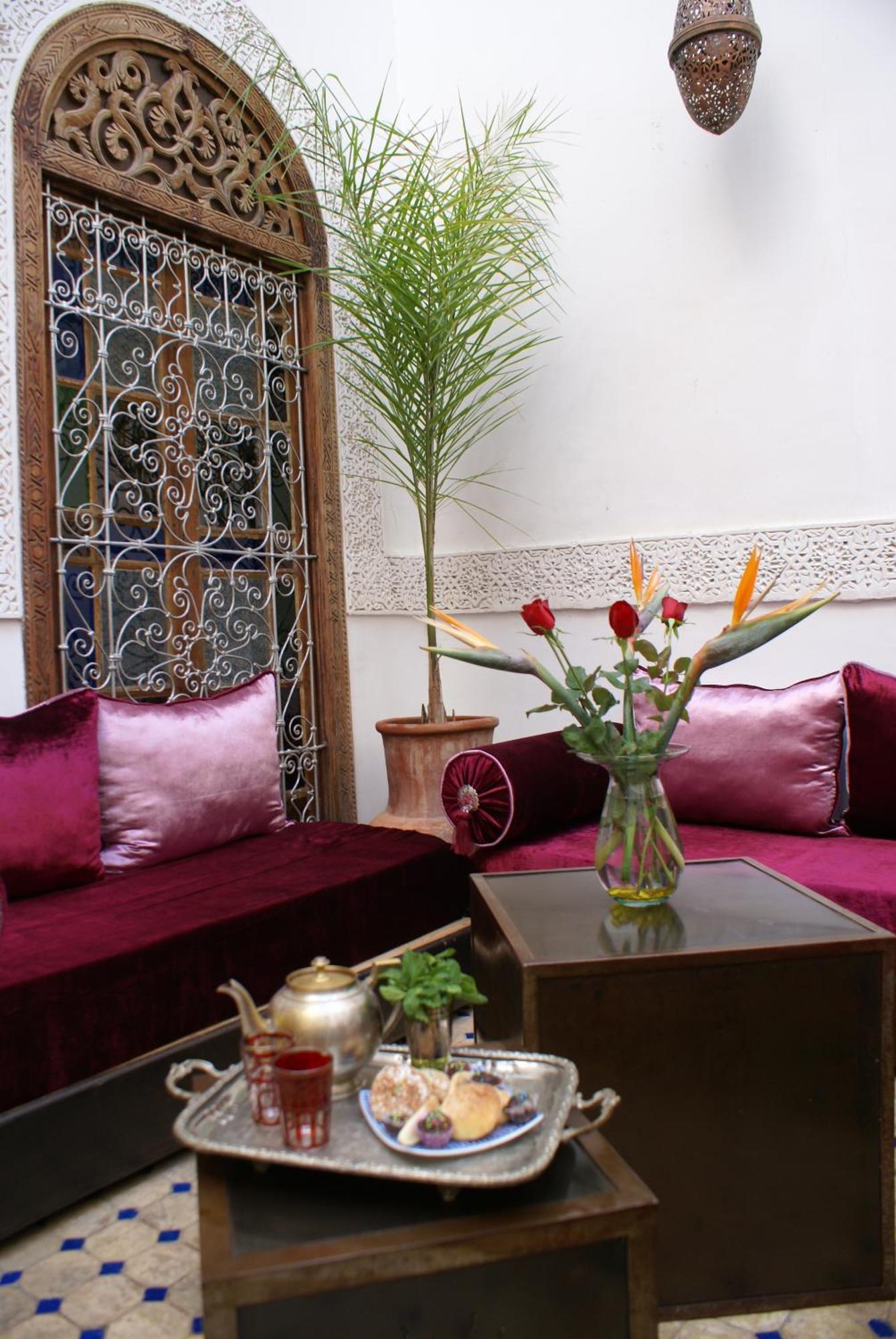 Riad Attarine Fes Luaran gambar