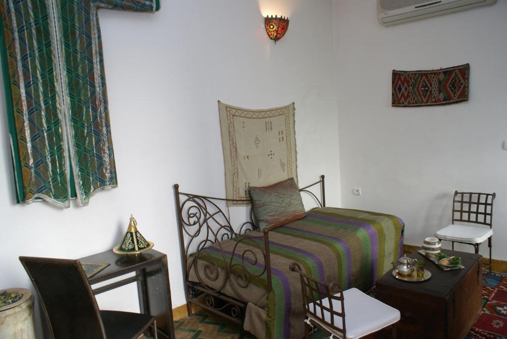 Riad Attarine Fes Bilik gambar