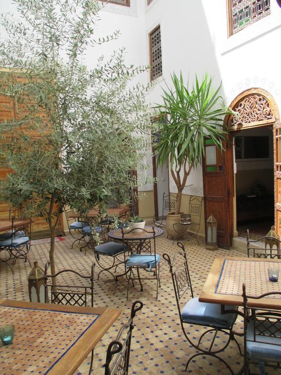 Riad Attarine Fes Luaran gambar