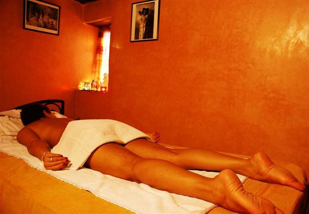 Riad Attarine Fes Luaran gambar