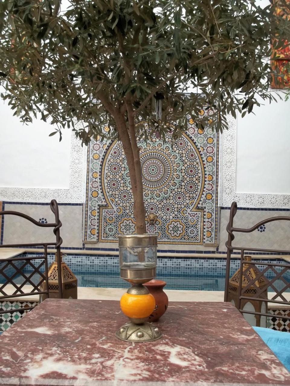 Riad Attarine Fes Luaran gambar